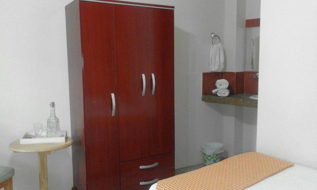 Casa De Huespedes Casita Belga 호텔 과야킬 외부 사진